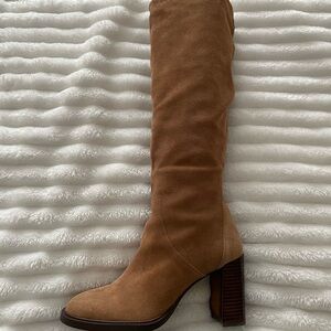 Elegant Tan Knee-High Women's Boots